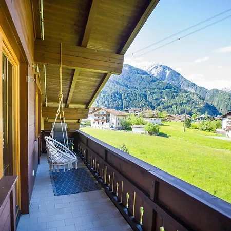 Alpenluxus Presents Panorama - Car Park And Mountain View Apartment Mayrhofen