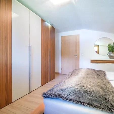 Alpenluxus Presents Panorama - Car Park And Mountain View Apartamento Mayrhofen